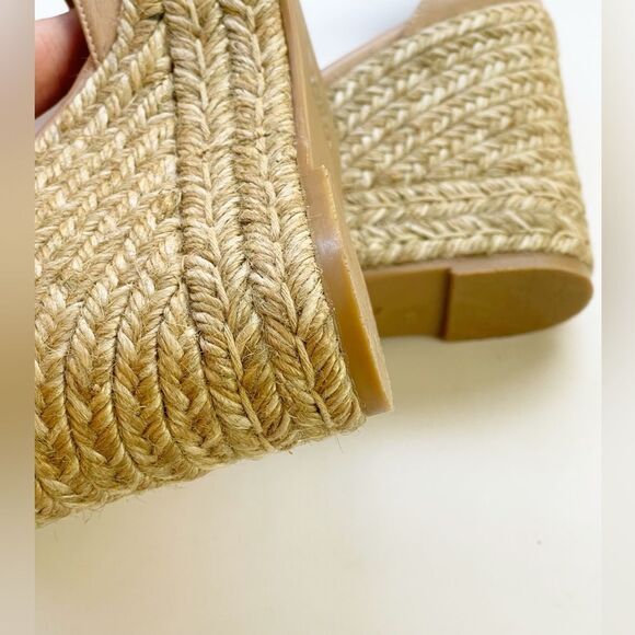 Stuart Weitzman Womens Nudistcurve Beige Peep Toe Wedge Sandals Shoes 7.5 - Picture 7 of 11